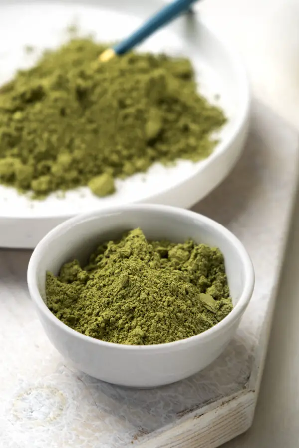 henna leaf powder