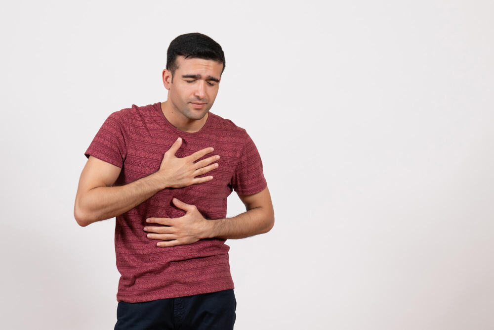 Ways-to-relieve-gastric-chest-pain